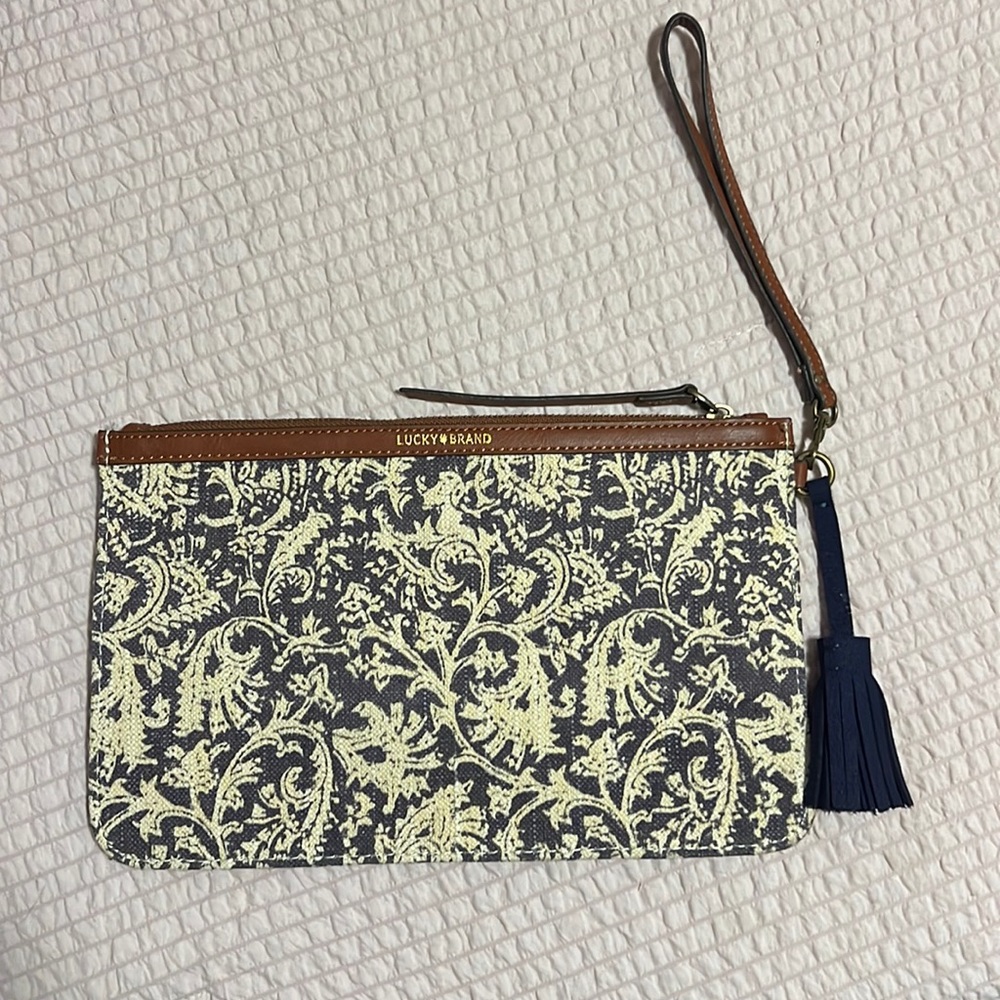 Lucky Brand Wristlet. Never used.